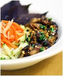 Bun Thit Nuong By Ravenous Couple Via Flickr Grilled Pork Vietnamese Grilled Pork Vermicelli Recipes