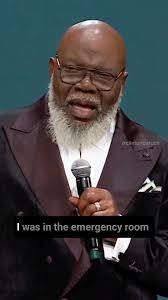 Laurie Kittrell's Instagram, Twitter & Facebook