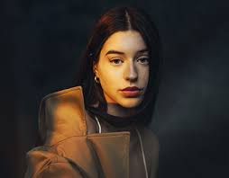 Semi-flat Beauty Studio Projects :: Photos, videos, logos, illustrations  and branding :: Behance