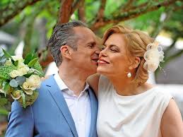 Einige promis haben das ganz gut geschafft, wie unsere galerie über heimliche hochzeiten zeigt! Julia Klockner Heimliche Hochzeit In Sudafrika