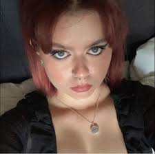 Could anyone recommend a dog walker please? Doggie lives with my mum near  lidl. Solo walks preferred. Thank you :)