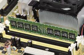 Temporary memory in a computer refers to the volatile memory that is stored by a random access memory (ram) chip. Computer Data Storage Wikipedia