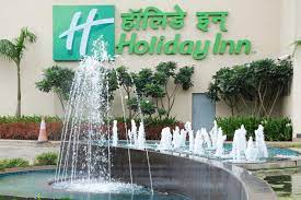 Está en nuestra selección para bombay el holiday inn mumbai international airport ofrece una piscina de borde infinito en la azotea y habitaciones modernas con soporte para ipod, cama ergonómica y tv de pantalla plana por cable. Holiday Inn Mumbai International Airport Mumbai Book By Hour Save Upto 70 On Mumbai Hotels