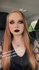 Emily Tinch's Instagram, Twitter & Facebook