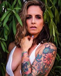 Eric Veres's Instagram, Twitter & Facebook