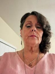 When I joined WW in 2011 one of my key takeaways was make your plate  colorful. Dinnner tonight roasted potatoes 0, yellow peppers 0, red cabbage  2tbs=2pts, pork 4oz=2pts.