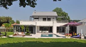 Vérandas et fenêtres de france commercialise et fabrique tous types de véranda en aluminium avec un large choix de gamme de couleurs. Actualites Verandas Fenetres De France