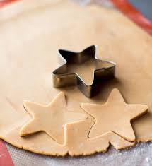 La Recette Biscuit De Noel La Plus Bonne Du Monde A Decouvrir D Urgence Recette Biscuit De Noel Biscuit De Noel Recette Sables De Noel