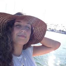 Leanne Collier (leannejulia)