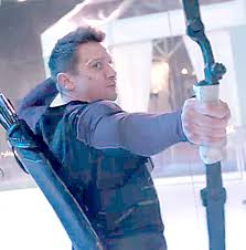 Hawkeye is an upcoming american television miniseries created by jonathan igla for the streaming service disney+, based on marvel comics featuring the characters clint barton / hawkeye and kate bishop / hawkeye.it is intended to be the fifth television series in the marvel cinematic universe (mcu) produced by marvel studios, sharing continuity with the films of the franchise and taking place. Sokolinyj Glaz Ot Marvel S Novoj Podrugoj V Pervom Trejlere Gamebomb Ru