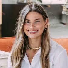 Katie Hersey's Instagram, Twitter & Facebook