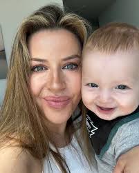 Ozempic has gained massive popularity and is set to affect our culture,  society, and the aesthetics industry more than any drug we've seen before.  🤯 . . #glp #glp1 #weightlossmedication #ozempic