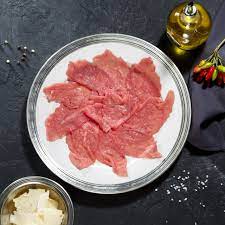 Il carpaccio di carne cruda all'albese è un tradizionale antipasto piemontese, un vero e proprio trionfo di freschezza che permette di. Carpaccio Di Fassona Piemontese Biancardi 1950