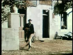 When a carnival arrives in town, he watches a film depicting the efficiency of the u.s. Jour De Fete De Jacques Tati Restaure Bande Annonce Youtube