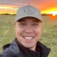 For over a decade, I've dreamed of Chartering a Toastmasters Club at my  workplace. Today, that dream came true. Cal State Channel Islands Bell  Ringers Toastmasters chartered with 22 founding members… |