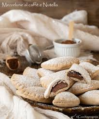 Mezzelune Al Caffe E Nutella Ricette Biscotti Italiani Dolci