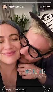 Hilary Duff Menyambut Kehadiran Anak Ketiga yang Diberi Nama Mae James Bair