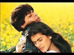 Kuch kuch hota hai songs are composed by jatin pandit and lalit pandit, while sameer wrote its lyrics. Kuch Kuch Hota Hai Lyric Title Track Shah Rukh Khan Kajol Rani Mukherjee Youtube Mp3 Song Kumar Sanu Old Love