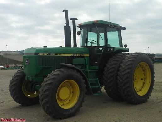John Deere 4850 Tractor