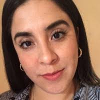 Laura Viveros's Instagram, Twitter & Facebook