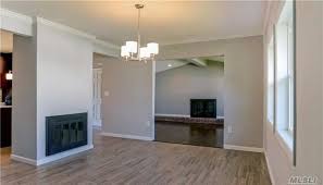 Levittown Real Estate Find Houses Homes For Sale In Levittown Ny Home House Fireplace Remodel