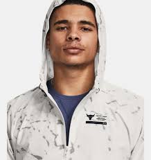 Medium Project Rock Under Armour Unstoppable Printed Wind Jacket Woven Men  M NEW