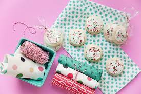 Arrives by father's day with perks / standard shipping. 65 Diy Christmas Gift Ideas Best Holiday Homemade Gifts To Make