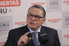 Juan José Santiváñez: Revelan que ministro del Interior defendió a dos  policías acusados de integrar banda criminal Los Pulpos ante el Tribunal  Constitucional