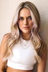 Gabby Barrett headlines Bourbon & Blades free concert