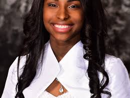 Delta Debs take college tours, etiquette lessons