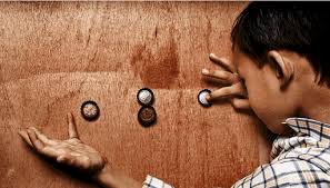 Selambut or also known as batu seremban or serembat is a traditional game played in malaysia. Traditional Games In Malaysia Locco