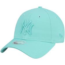 New York Yankees New Era Women S Blue Tint Core Classic 9twenty Adjustable Hat Aqua New York Yankees Blue Tint New York Yankees Logo