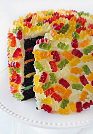 Gummibarchen Torte Wahrscheinlich Der Perfekteste Kuchen Den Ich Fur Daniel Machen Konnte Lusti In 2020 Gummy Bear Cakes Homemade Birthday Cakes Perfect Cake