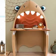 Black Pirate Shark Calisma Masasi Yatak Odasi Dekorasyon Fikirleri Mobilya Hayallerdeki Odalar