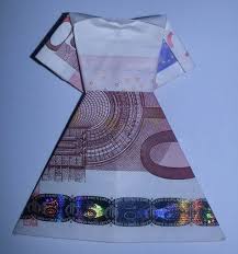Die kreativsten geldgeschenk hochzeit tutorien für geldgeschenke für die hochzeit. Kleid Aus Geldschein Falten Kleid Aus Geld Falten Geldgeschenk Geldgeschenk Fur Hochzeit Youtube
