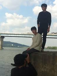 His daughter was then born in 2010 and his son in 2013. I Am An Up And Coming Actor Of Many Faces Kwak Si Yang Kpop Male Actors