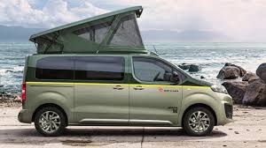 Визуално се отличава с уникални качества, както отвън, така и отвътре. Citroen Spacetourer Rip Curl Concept Heads For Frankfurt
