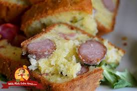 Cake Aux Saucisses Cocktail Fumees Et Lard Petits Plats Entre Amis Sauce Cocktail Lard Alimentation