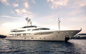 Bahamas Yacht Charters And Luxury Boat Rentals Https Www Instagram Com Dayyachtcharters Atlantis Bahamas Boating Caribbean Exuma Lifeisbetterinabikini