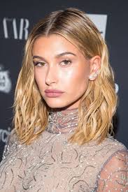 Hailey loves changing up the tone of her blonde throughout the how to copy hailey's hair color. Hailey Baldwin Beauty Evolution Hailey Baldwin Red Carpet Beauty Looks Teen Vogue