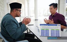 Hasbullah berkata, tahun ini muis menyasarkan pungutan zakat fitrah pada tahun ini ialah sebanyak rm10,875,000 berbanding rm9,772,966. Baitulmal Sarawak Tender