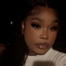 Hello Kitty after you bring her the 500th Mama's Apple Pie of the week: