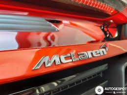 內裝設計部分，mclaren artura 車內中控搭載 8 吋觸控式螢幕，內建 mis ii 麥拉倫影音娛樂系統，而且支援 apple carplay、android auto 可整合智慧手機使用，還配備電動可調式座椅、智慧手機映象功能、主動車距巡航、車道偏移警示、自動遠光燈、道路標誌識別功能等輔助駕駛功能。 Mclaren 12c 29 Eoa 2020 Autogespot