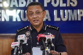 Permohonan semakan manual kad pesara polis by admin epesara | jun 05, 2020 permohonan melalui borang manual yang telah di hantar ke unit kad kuasa, cawangan rekod personal, bahagian perkhidmatan, jabatan pengurusan sebelum 1 julai 2020 boleh disemak mulai hari ini. Polis Kuala Lumpur Anjur Hari Bersama Pesara Polis Bekas Polis Dan Petugas Polis Kosmo Digital