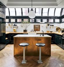 The chevron pattern originates from the chevron insignia which is essentially an inverted v shaped mark. 24 Elegant Chevron And Herringbone Flooring Ideas Architectural Digest