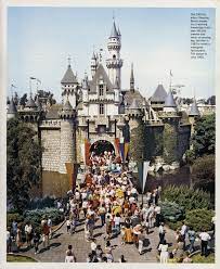 Sleeping Beauty Castle Disneyland 1960 With Walt Disney Approved Colors The Drawbridge Has Only Been Disneyland World Disneyland Anaheim Vintage Disneyland