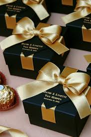 25 Black Gold Wedding Favor Gift Box With Satin Ribbon Bow Etsy Wedding Gift Favors Wedding Favor Gift Boxes Wedding Gifts For Guests