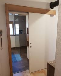 Schiebetüren aus nußbaum #badmöbel ©schreinerei eder / hermann eder. Schiebetur Vor Einem Badezimmer In Holz Mit Leidenschaft Facebook