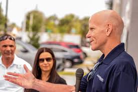 AutoNation and Habitat for Humanity Dedicate New Home to Breast Cancer  Survivor and Single Mother of Three