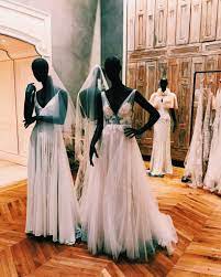 Where To Shop For Wedding Dresses In Chicago Lake Shore Lady Wedding Dresses Chicago Wedding Dresses Affordable Wedding Dresses